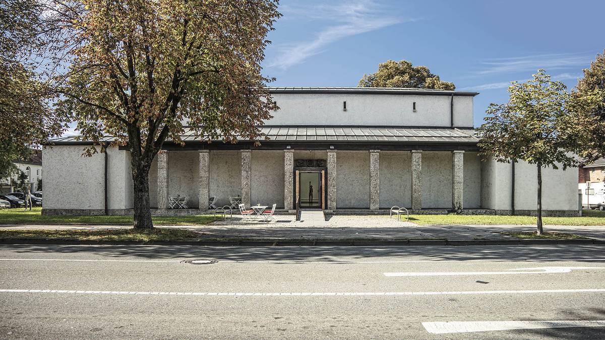 "Kunst aktuell", Kunstverein Rosenheim,
photo: Martin Weiand - Fine Art Service