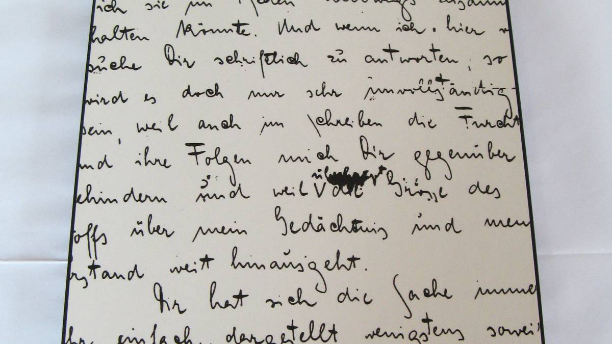 Cassetta bibliophilia,
ciclo incisioni sulle poesie e manoscritti di Rainer Maria Rilke,
cassetta fatta a mano,
dall´esterno,
tiratura: 10 esemplari + e.a. I